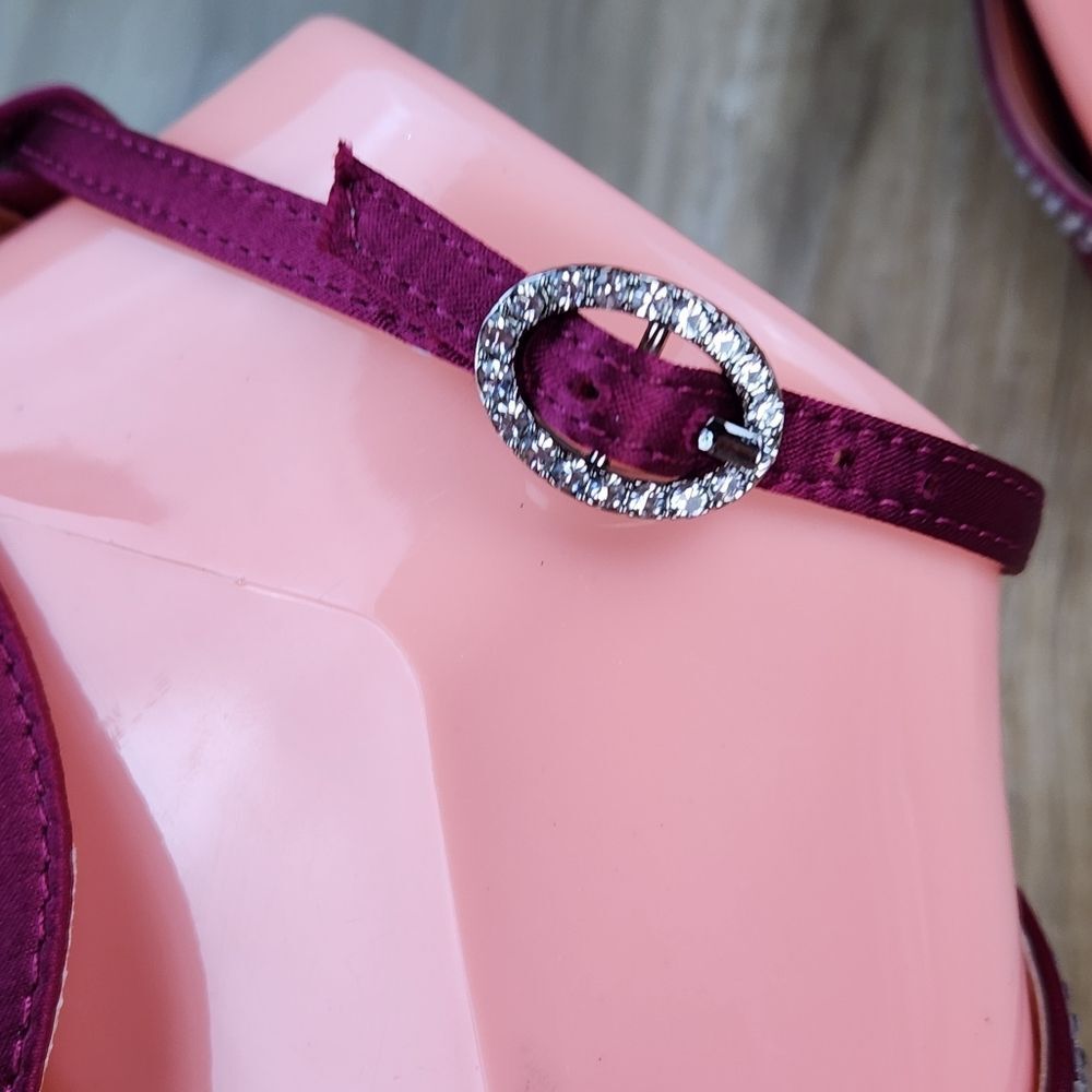 ☔️🩵Burgundy Satin & Rhinestone Buckled Ankle Strappy Heel Shoes Size 8 - Picture 6 of 15